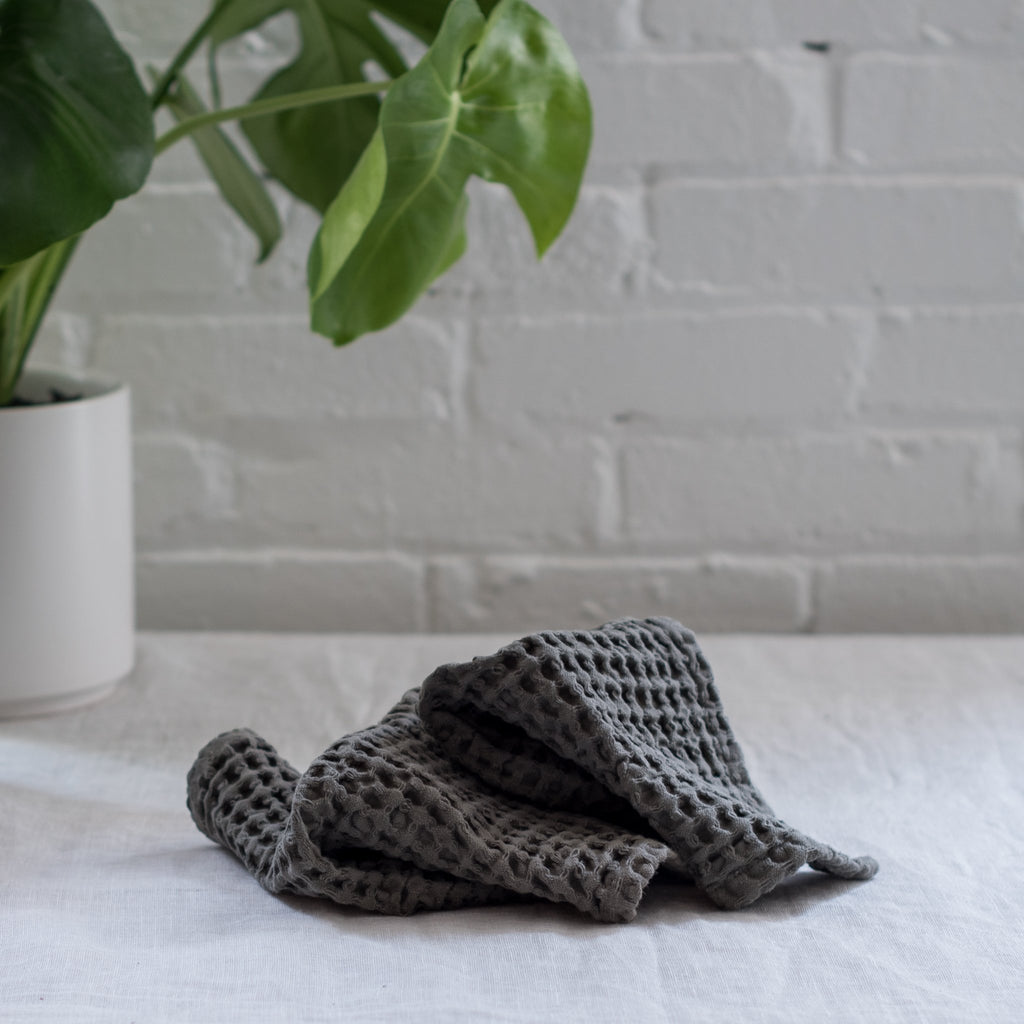 caro wash cloth - caro wash cloth pack of two - blomus - blomus germany -