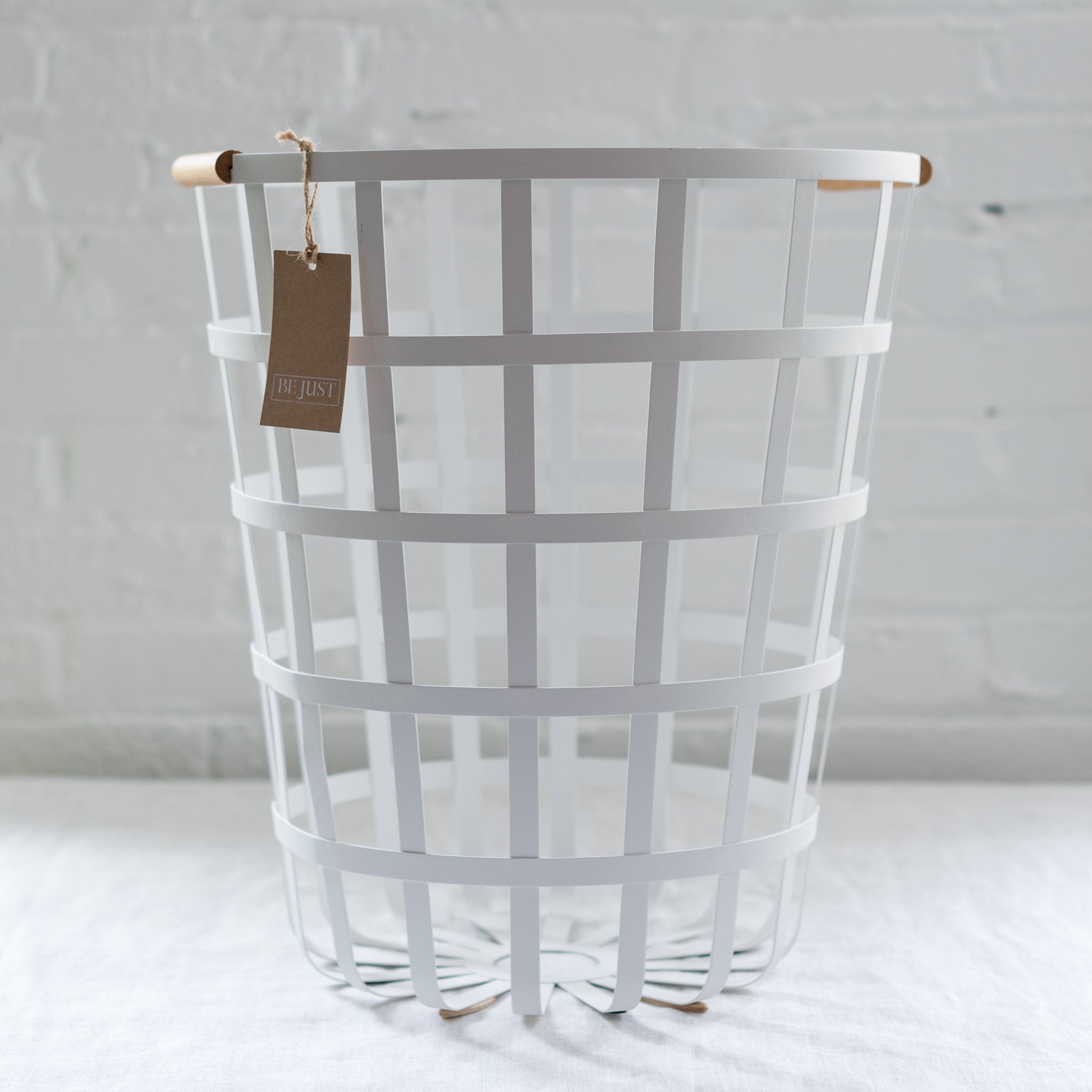 Yamazaki Home Tosca Laundry Basket - Thumbnail 2