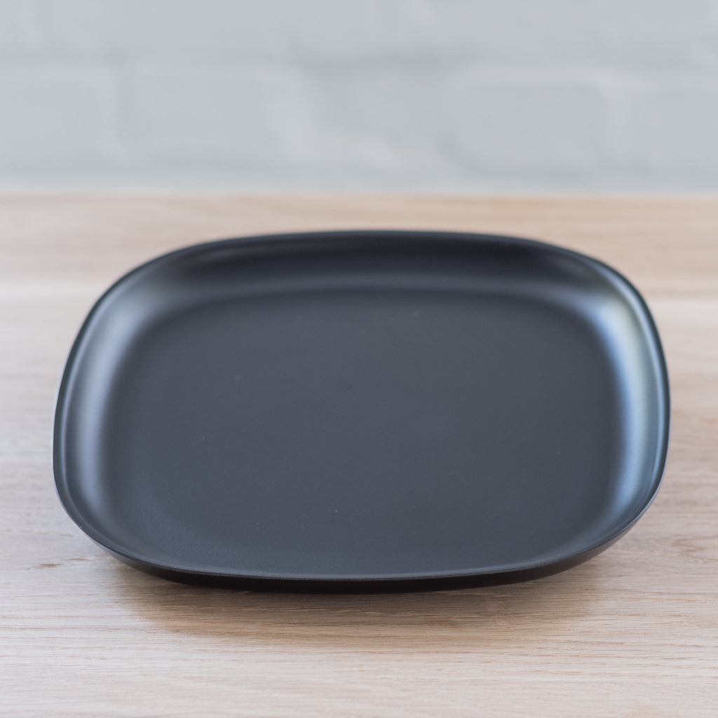 ekobo medium plate - medium plate - ekobo- eco composite - plastic free - al fresco dining