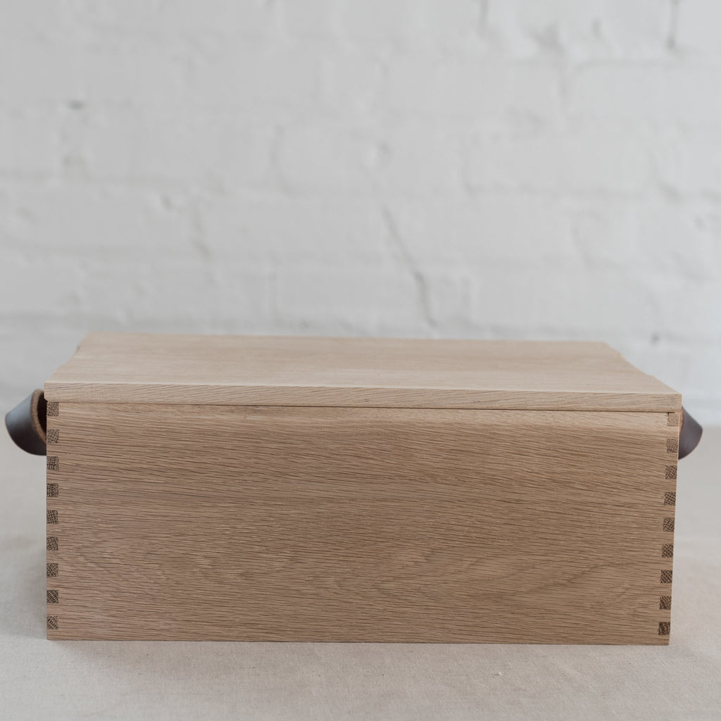 oak bread box - oak bread cutting board - oak box - bread box 